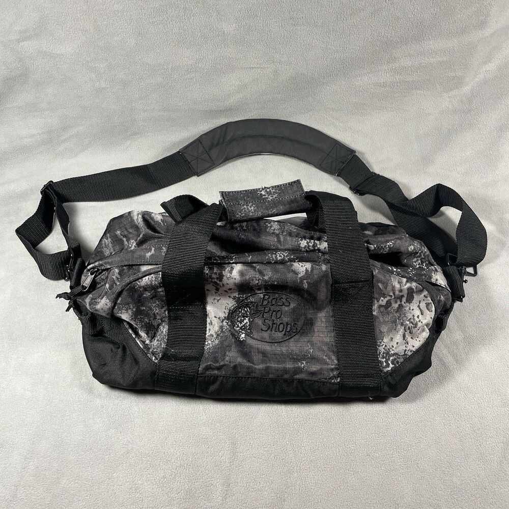 Bass Pro Shop Outfitters Duffle Bag Small Travel Outdoors Black Gray Preowned